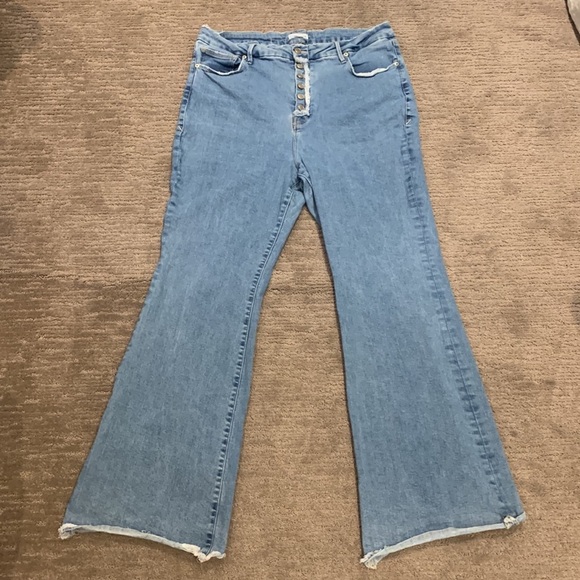 Good American Good Legs Exposed Button Fly Flare Blue Jeans size 18 High Waist - Picture 3 of 9